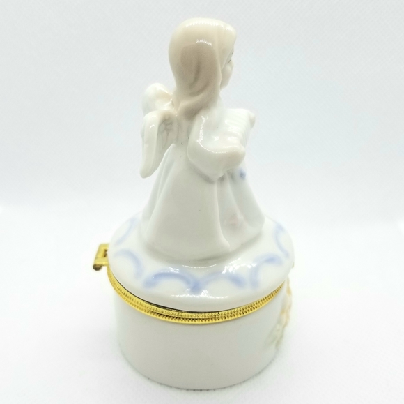 Vintage Angel Trinket Box - Picture 6 of 7